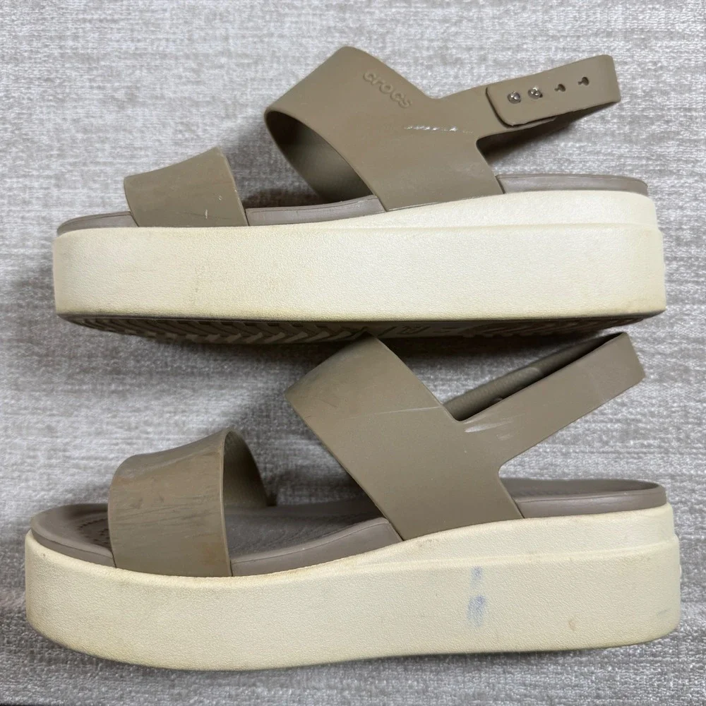 Crocs Womens 7 Brooklyn Low Wedge Beige Platform Slingback Sandals